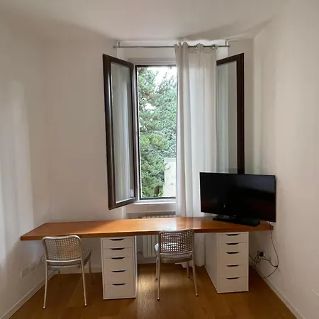 Elegante Bilocale De Angeli - Mirable Pm *