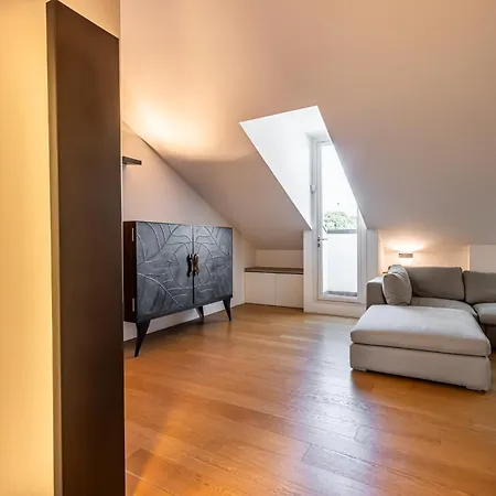 Appartement Montenapoleone Luxury Penthouse *