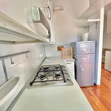 Appartamento In Coorte Di Prestigio