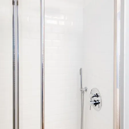 I Host - Juvara 26 Mailand