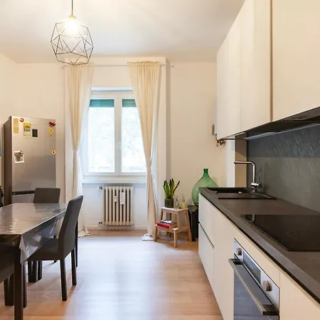 Youhosty - Pisa 18 * Mailand