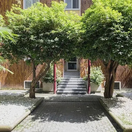 Easylife - - Lodi 115 - Porta Romana * Milano