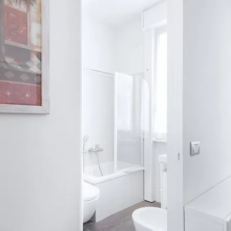 Easylife - Elegance A Few Steps From Citylife Next To M2 Pagano Daire *