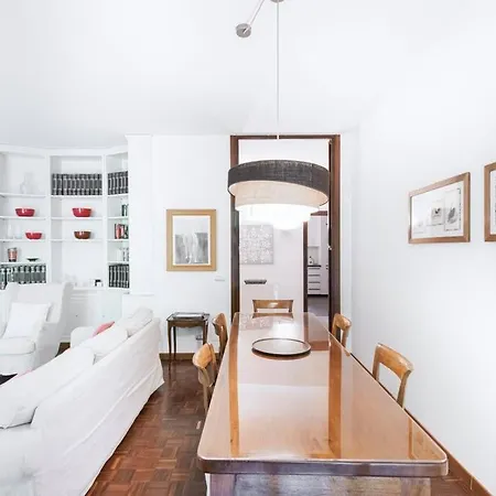 Easylife - Elegance A Few Steps From Citylife Next To M2 Pagano Daire *