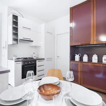 Easylife - Elegance A Few Steps From Citylife Next To M2 Pagano * Milano
