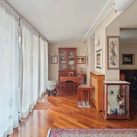 Elegante Attico Con Terrazza - Porta Venezia