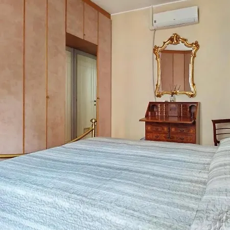 Elegante Attico Con Terrazza - Porta Venezia *