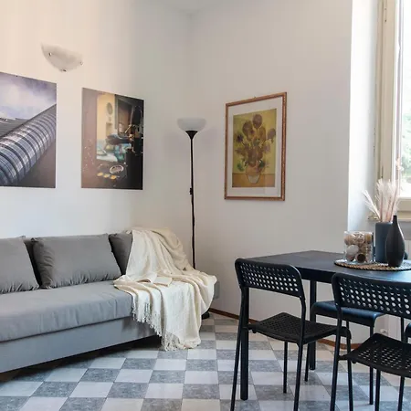 I Host - Pasteur 15-3 *