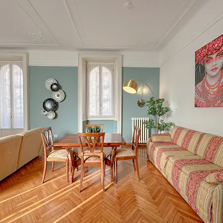 De Amicis 29 - Duomo - Sant'ambrogio Appartement