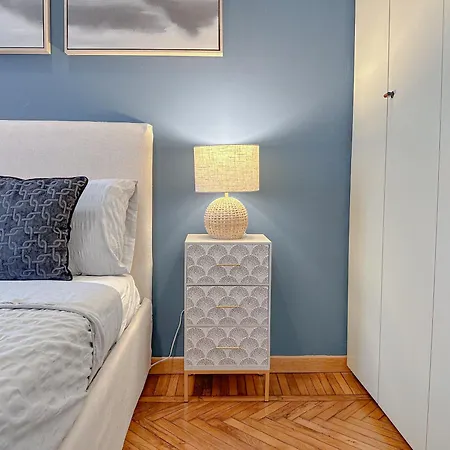 De Amicis 29 - Duomo - Sant'ambrogio * מילאנו