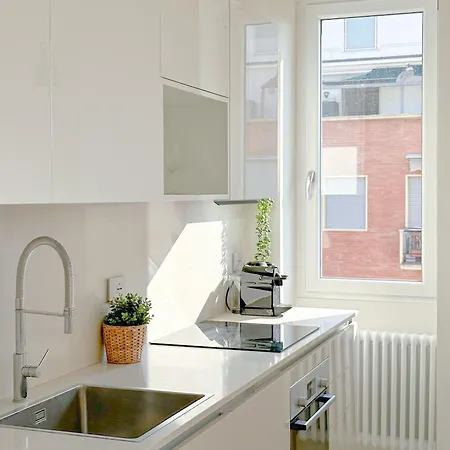 D'adda 16 - Luminosa - 3 Min Dal Naviglio Milánó