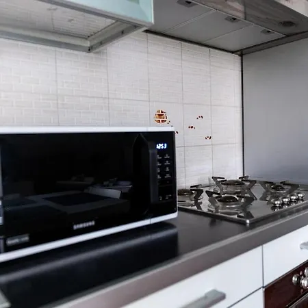 Caterina A 5 Minuti Da Fiere E San Siro Con Wifi-netflix-free Parking * Milán