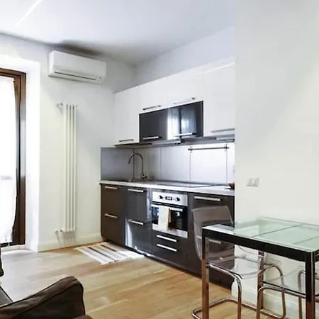 Διαμέρισμα Casati Premium Repubblica- Porta Venezia *