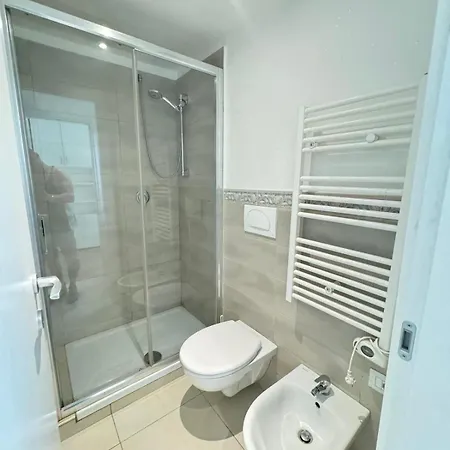 5min Da Stazione Apartament *