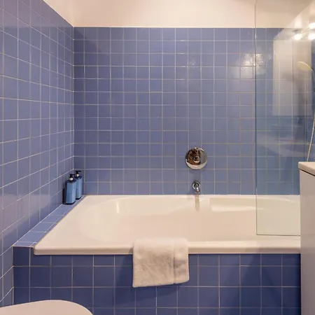 Hotel apartamentowy Royal Luxury P.zza Della Repubblica Mediolan