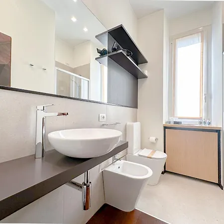 Apartment Fontana - 15 Min Dal Duomo Milan