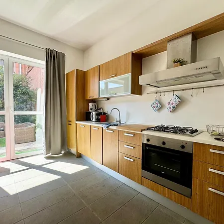 Oasis In The City- Private Garden *