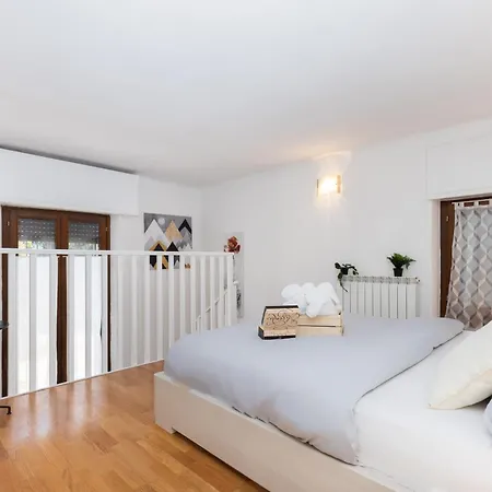 Prada Loft - Posto Auto Privato