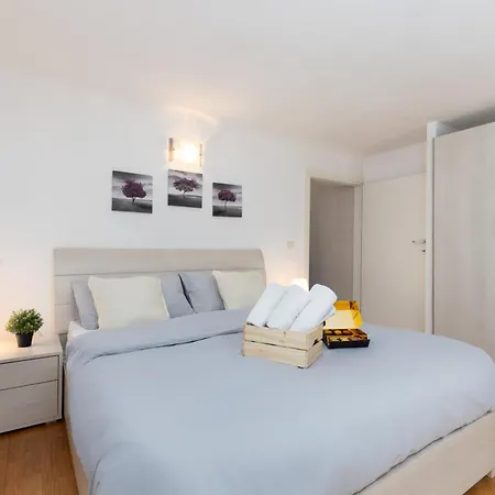 Lägenhet Prada Loft - Posto Auto Privato *