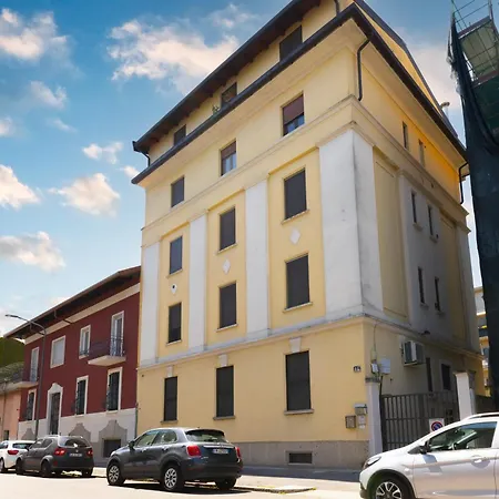 Prada Loft - Posto Auto Privato Lägenhet