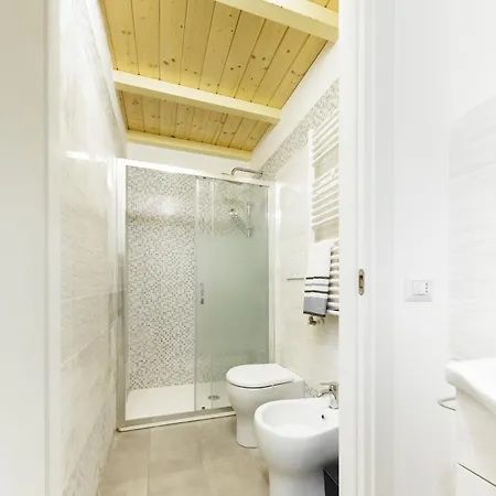 Cozy 2 Bedrooms, 10 Min For Centre, 3 From Linate Daire *