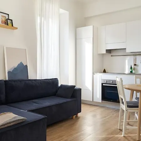 La Maison Blue, Between Portello-fiera-mico-citylife