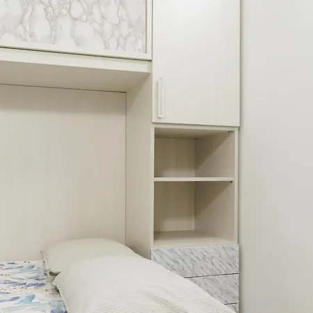 Daire Cozy 2 Bedrooms, 10 Min For Centre, 3 From Linate *