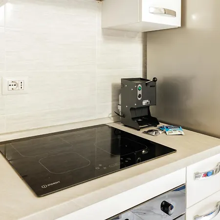 Cozy 2 Bedrooms, 10 Min For Centre, 3 From Linate * Milan