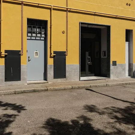 Daire Cozy 2 Bedrooms, 10 Min For Centre, 3 From Linate