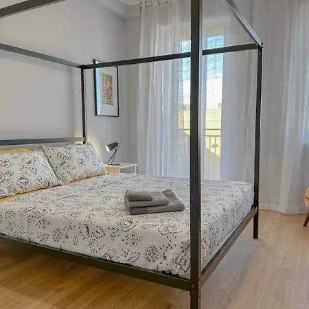 Torre 24 - Luxury Naviglio Lägenhet *