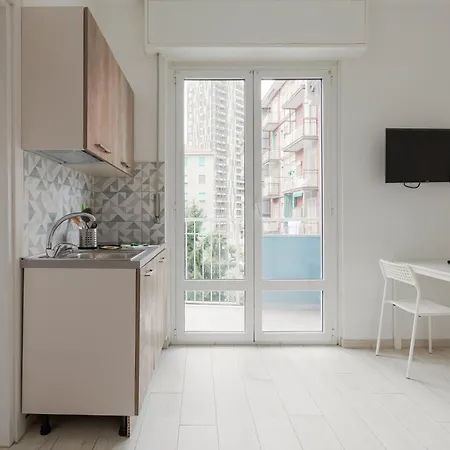 Apartament Cimiano M2 Cozy With Balcony Mediolan