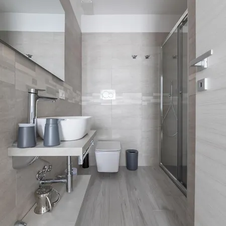 Chezromyk 2 The Kosher 4*