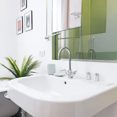 Easylife - Style And Elegance Near Porta Romana Milan