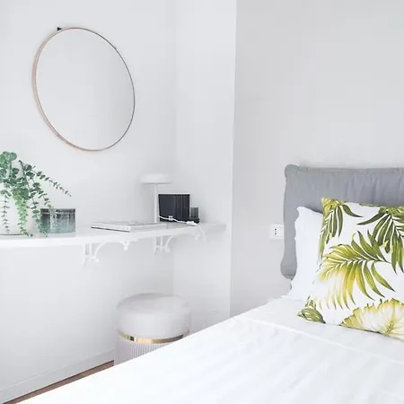 Easylife - - Piazza Grandi 6 - Porta Romana * Milano