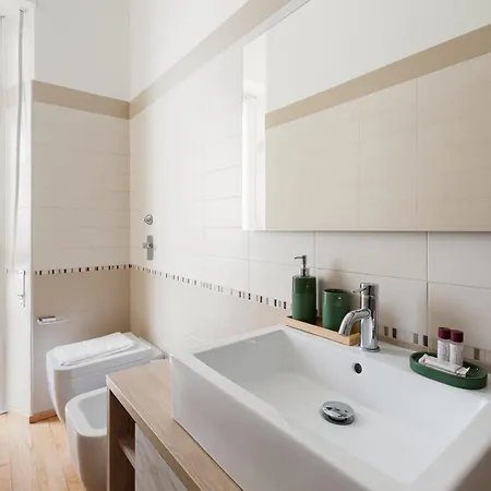 Guesthost - Domodossola M5 Modern * Mediolan