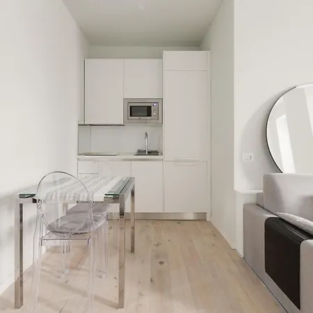 Life - Renovated * 밀라노