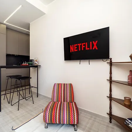 Stylish Flat With Balcony - 15 Min To Duomo * Милан