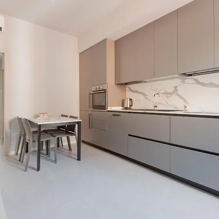 Guesthost - M5 Gerusalemme Modern&elegant X4 Appartamento Milano