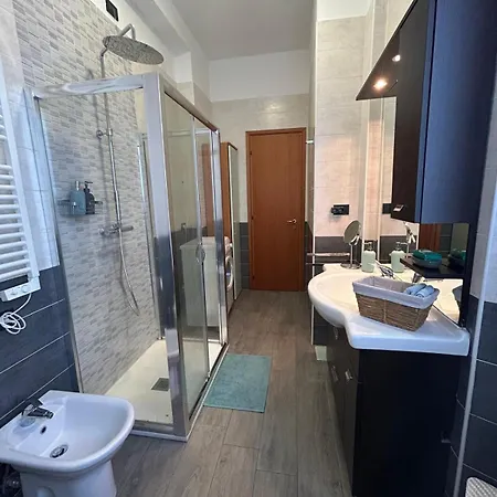 Your In - Elegant & Comfortable Appartamento