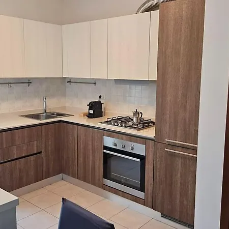شقة 13th Floor, Garage Gratis, Metro M5 A 200mt, Giardino Giochi, Bicocca ميلان