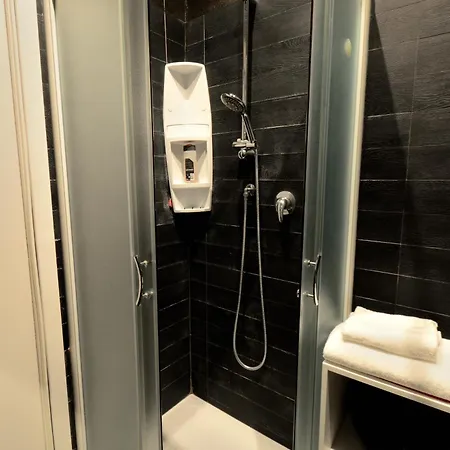 Stupendo Di Design A Tema America- Potente Wi-fi Ottimo Il Collegamento Con Aeroporto Di Malpensa E Rho Fiera, Vicino Metro Apartament *