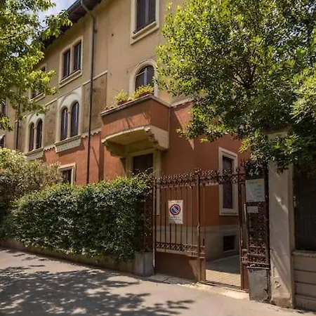 Centralissimo,tutto A Portata Di Mano! Milan