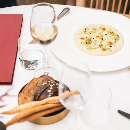 Hotel Grand Et De - The Leading Of The World