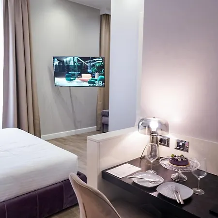 The Unique 4* Milano