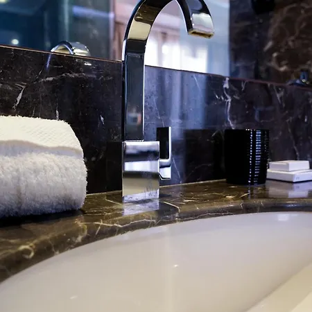 The Unique Hotel Milano