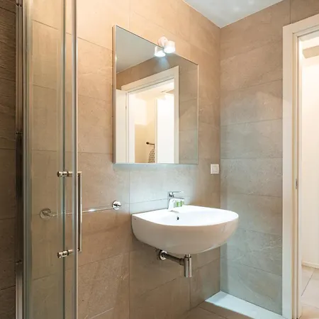 Apartament Elegante Bilocale Isola A - Mirable Pm