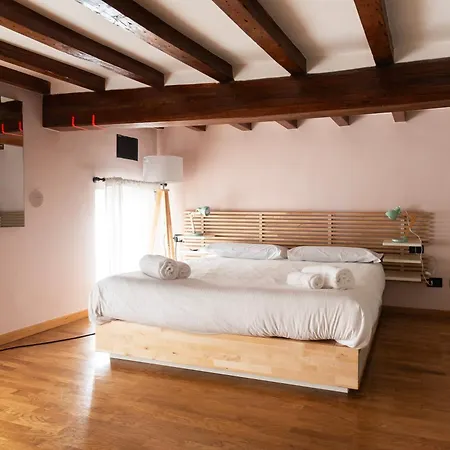 Youhosty - Confalonieri 21