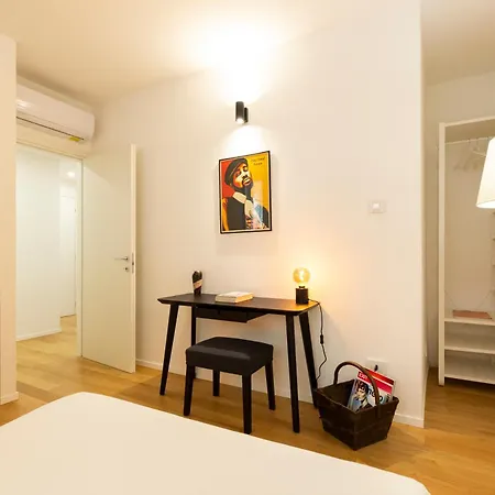 Διαμέρισμα Govone Fashion House *