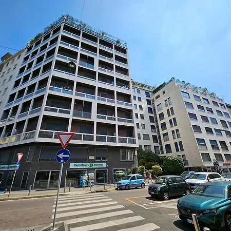 Porta Nuova Fatebenefratelli 아파트 밀라노