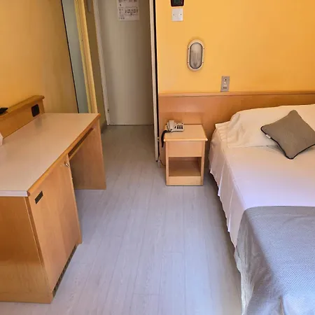 Hotell Mokinba Sant'ambroeus 3*